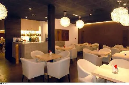 Esperya Apartmanhotel 3*