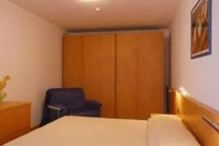 伊丝贝丽雅公寓酒店